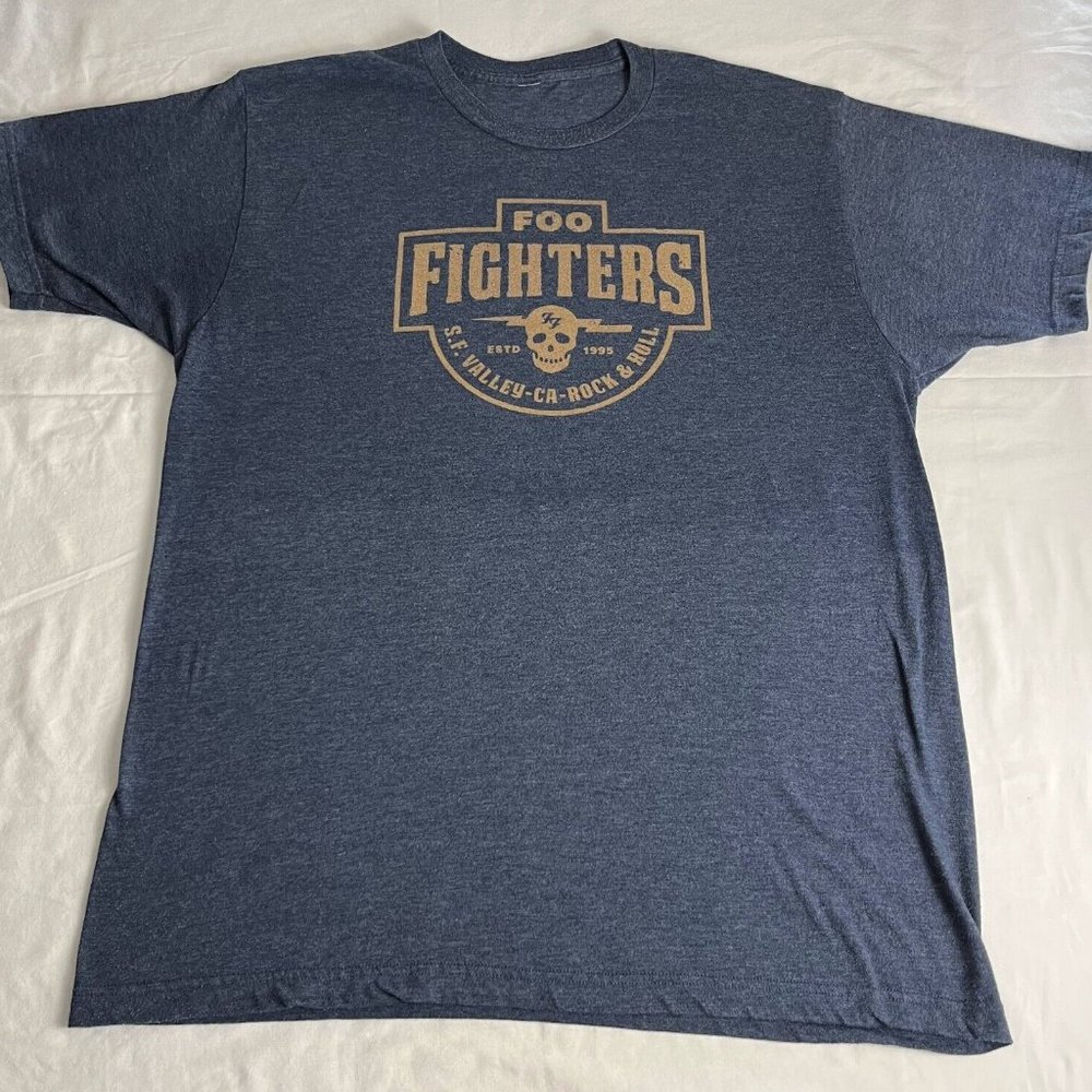 Foo Fighters S.F. Valley CA Rock & Roll T-Shirt Men's Blue Crewneck Short Sleeve